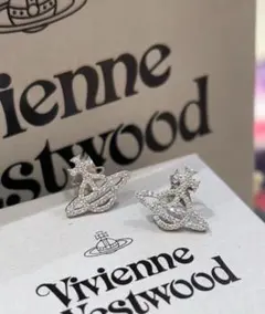 Vivienne Westwood CRISPIN EARRINGS ピアス - メルカリ