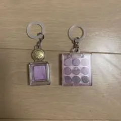 AMUSE ミニチュア アイシャドウ キーホルダー 2種セット