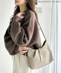クラシカルエルフ ベージュ ショルダーバッグのサムネイル