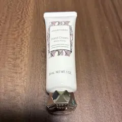 JILLSTUART ハンドクリーム ホワイトフローラル 30gのサムネイル