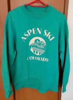 ジーユー　オーバーサイズ　裏起毛　デザイン　トレーナー　グリーン