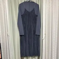 ブルーグレー プリーツキャミワンピース カットソーセット
