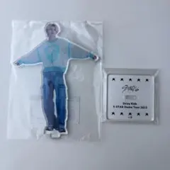 Stray Kids Exhibition アクリルスタンド ヒョンジン - メルカリ