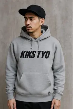 ☆美品☆KIKS.TYO グレー パーカー心地よい着心地のサムネイル