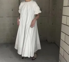 HER. ハー ウエストタックワンピース サイズ：1 オフホワイト - メルカリ