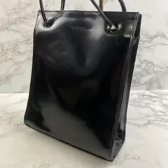 GUESS ゲス シャイニー加工PUレザー セミショルダー トートバッグのサムネイル