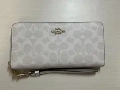 新品 未使用 COACH ホワイト 長財布 ストラップ付き
