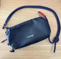 topologie トポロジー　ボトルサコッシュ　ミディアム