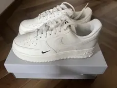 ナイキ エア フォース 1 ’07 エッセンシャル ウィメンズシューズ