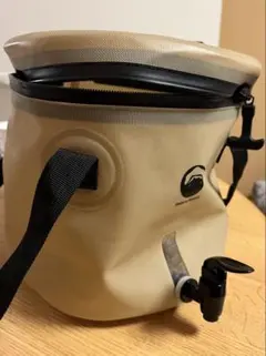 Item thumbnail for item 049e12f8-5046-4524-a1b4-a866adcace59