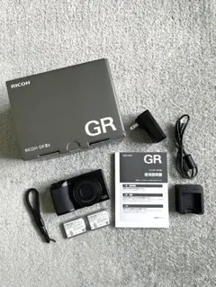 RICOH GR III レンズユニット交換済み　予備バッテリー付き RICOH GR III レンズユニット交換済み 予備バッテリー付き - メルカリ