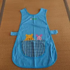 くまのプーさん エプロン 水色