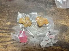 たべっ子どうぶつ　ガチャ　めじるしアクセサリー　4個セット