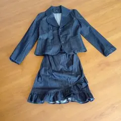 ラメ入りデニムダークブルー フリル付きスカートスーツ