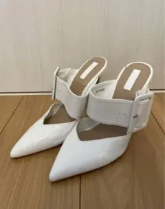 ベルト付き　ミュール　パンプスのサムネイル