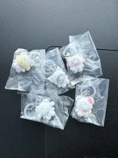 サンリオ ふわふわスノー めじるしアクセサリー