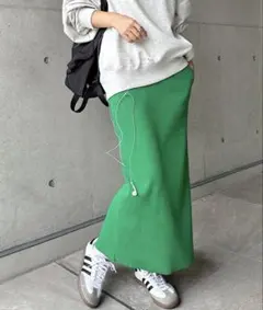 and Me セルフカットリブロングタイトスカート ケリーグリーン　新品未使用