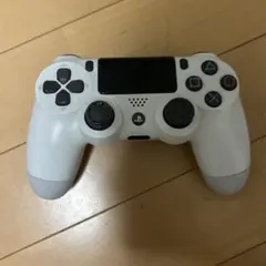 ホワイト DualShock 4 コントローラー