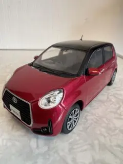 ホンダN-ONEカラーサンプル1/12 プレミアムディーブロッソ・パール