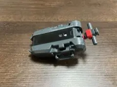 在庫1点 ベイブレードX ストリングランチャー 灰赤 右回転用 新品未開封