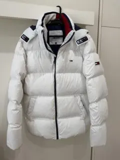 TOMMY JEANS ホワイトダウンジャケット Sのサムネイル
