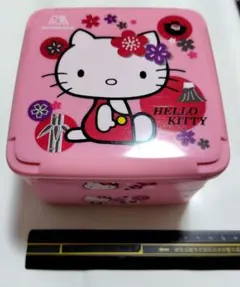 ハローキティお重箱 ハローキティ 重箱 お正月 おせち お弁当 - メルカリ