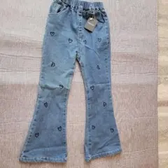 URBAN CHERRY ハート刺繍フレアパンツ