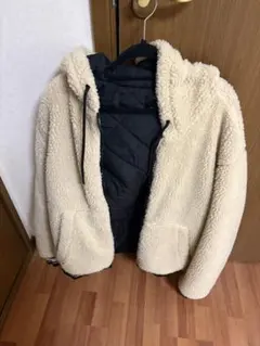 Bershka フリースジャケット ベージュ