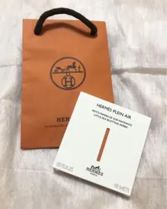 新品　エルメス　ハンドクリーム　ブロッティング ペーパー 新品 エルメス ハンドクリーム ブロッティング ペーパー 新品