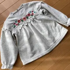 花柄刺繍グレー トレーナー 110サイズ