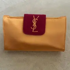 YSLオレンジサテンポーチ