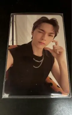 SEVENTEEN SPILL THE FEELS 封入 バーノン