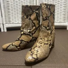 Item thumbnail for item 1caec22e-8094-4555-ae38-7a2d70f8acb8