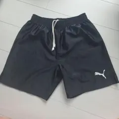 値下げ中 PUMA ショートパンツ 黒Sのサムネイル