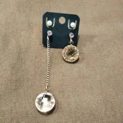 パールとクリスタルのアシンメトリードロップピアスセット