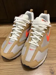 NIKE Air Max Dawn ベージュ/オレンジ スニーカー
