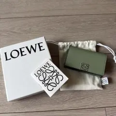 LOEWEウサギ型フェイクファーコインケースaw - メルカリ