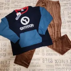 Item thumbnail for item 12331819-277a-4156-bb63-587120204608