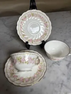 ノリタケ　MAYBROOK ティーカップ・ソーサーセット2客