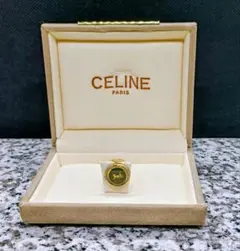 ＣＥＬＩＮＥ セリーヌ　ネクタイピン　ゴールド 　ブラック ロゴのサムネイル
