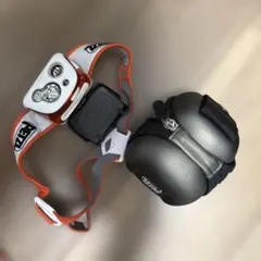 PETZL reactik+ ヘッドライト　ポーチ　電池式バッテリーケース付のサムネイル
