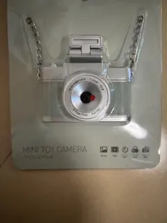 スリーコインズ　3coins ミニトイカメラ　トイカメラ　グリーン　スリコ