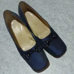 【GUCCI グッチ】ホースビットパンプス 艶ありダークネイビー☘ サテン生地