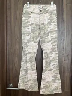 Levi's Kids ピンク迷彩 フレアジーンズ 12