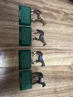 競走馬フィギュア4体セット