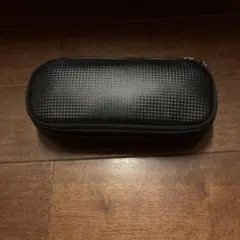 黒 ドットパターン 筆箱