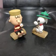スヌーピー　チャーリーブラウン　エンジョイキャンプフィギュア