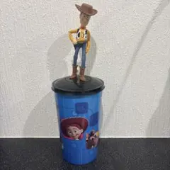 トイ・ストーリー5 ウッディ トッパーフィギュア付きドリンクカップ