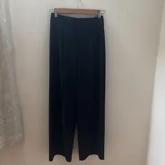 GU ワイドパンツ　黒　レディース
