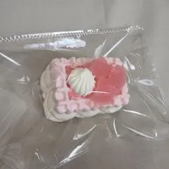 kikisquishy とろりバター ももサンドのサムネイル
